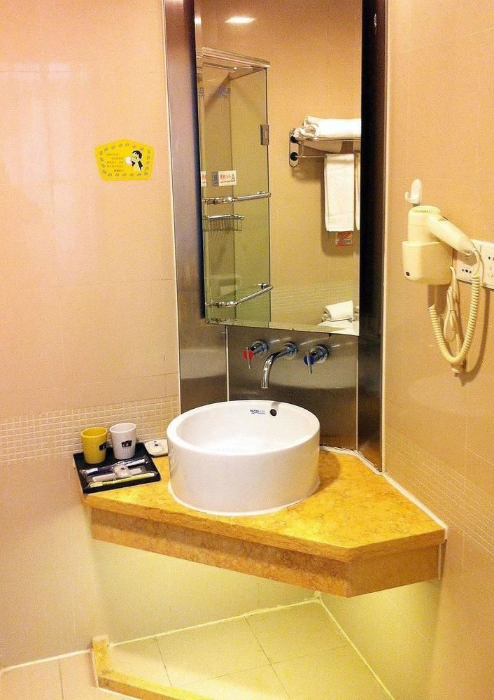 Home Inn Hotel Guiyang Fushui Middle Road Buitenkant foto
