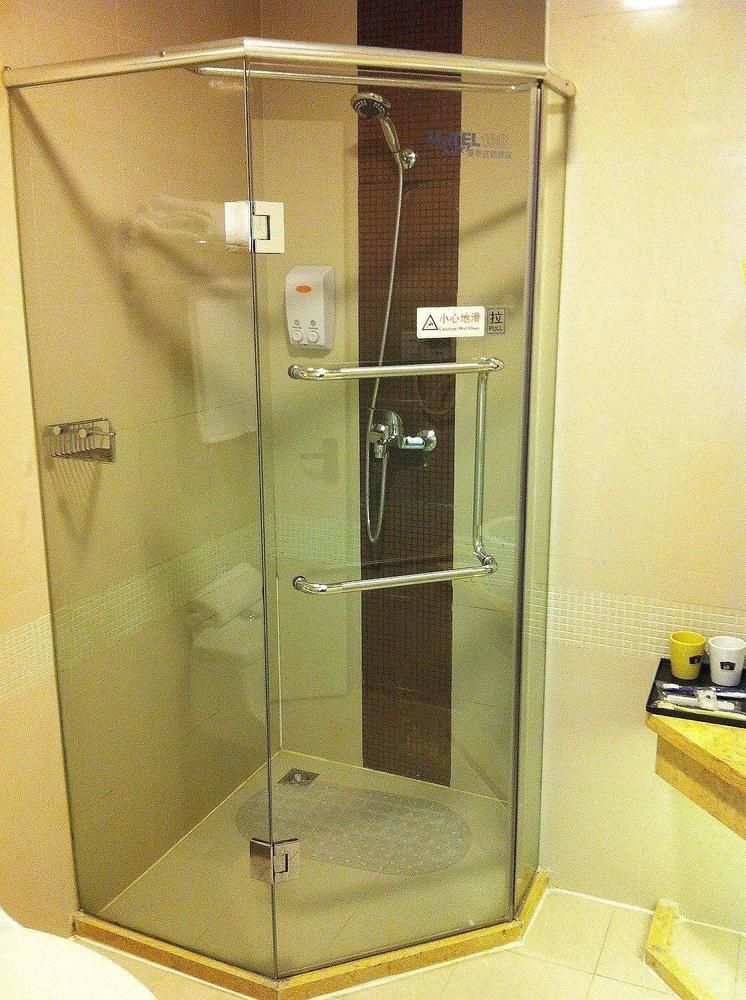Home Inn Hotel Guiyang Fushui Middle Road Buitenkant foto